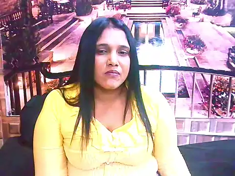 Snapshot of IndianSexyLady4u chatting on October 21, 5:52 am IndianSexyLady4u online show from October 21, 5:52 am