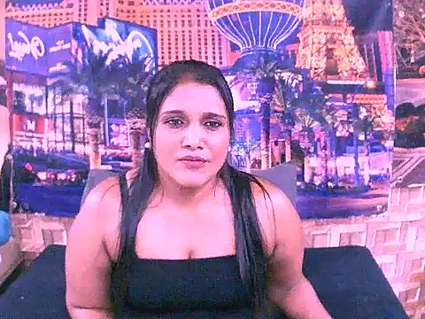 Snapshot of IndianSexyLady4u chatting on October 22, 3:01 pm IndianSexyLady4u online show from October 22, 3:01 pm