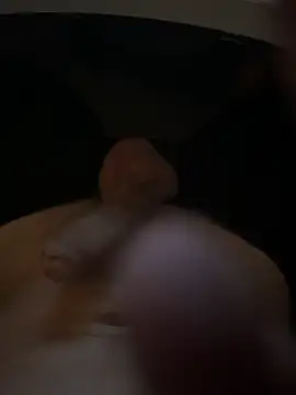 Snapshot of wayneia chatting on September 19, 6:41 pm wayneia online show from September 19, 6:41 pm