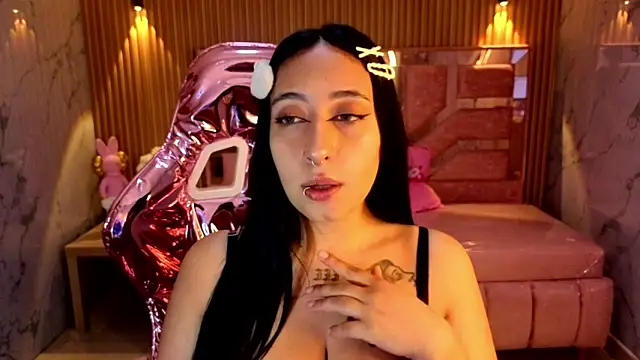 m eris s online show from October 4, 1:31 pm