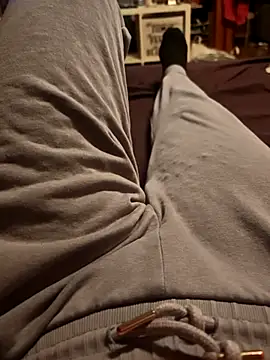 Snapshot of Horny_mummy chatting on December 18, 6:36 pm Horny mummy online show from December 18, 6:36 pm