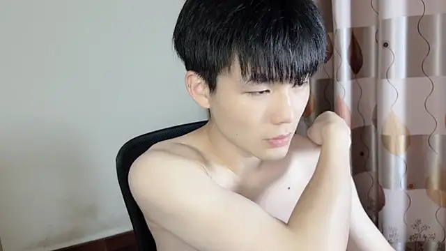 Snapshot of xiaoyang5200 chatting on September 21, 2:29 pm xiaoyang5200 online show from September 21, 2:29 pm