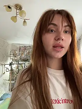 LunaMillie online show from July 21, 3:58 pm