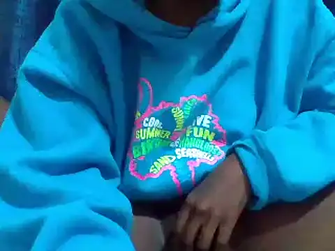 Snapshot of chocolatebarbiee chatting on October 20, 9:21 am chocolatebarbiee online show from October 20, 9:21 am