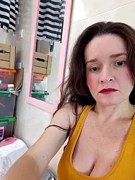 Snapshot of _anita_rojas chatting on March 30, 3:46 pm anita rojas online show from March 30, 3:46 pm