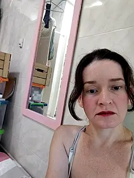 Snapshot of _anita_rojas chatting on May 3, 2:45 pm anita rojas online show from May 3, 2:45 pm