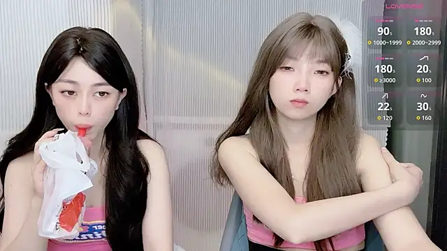 Snapshot of Janisa__PZ chatting on November 7, 12:38 pm Janisa PZ online show from November 7, 12:38 pm