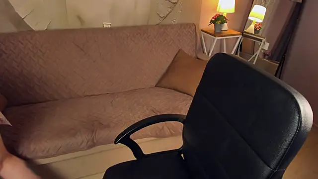 Snapshot of SandraEleson chatting on November 21, 3:05 am SandraEleson online show from November 21, 3:05 am