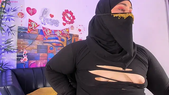Snapshot of samanee_konn chatting on May 29, 7:23 pm samanee konn online show from May 29, 7:23 pm