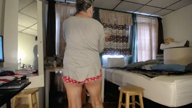 Snapshot of ANALTRAINING4U2 chatting on March 8, 3:56 pm ANALTRAINING4U2 online show from March 8, 3:56 pm