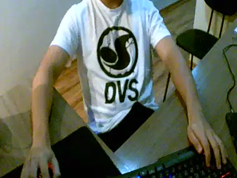 Novinhopirocudo07 online show from June 24, 3:49 am