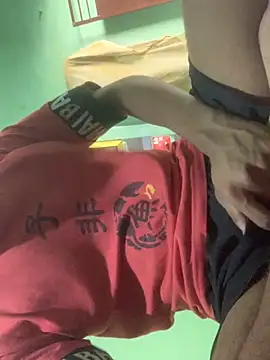 Snapshot of uniquesexyboy5689 chatting on October 2, 7:59 am uniquesexyboy5689 online show from October 2, 7:59 am