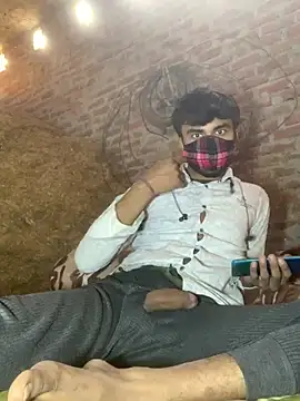 uniquesexyboy5689 online show from January 18, 7:23 am