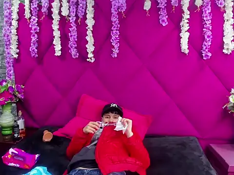 Bruno Cruzz online show from September 25, 2:37 am