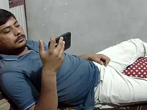 Ajmersingh335512 online show from March 13, 2:23 pm