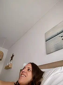 lauflor online show from March 1, 3:25 pm