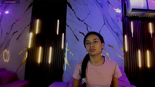 VictoriaDuart online show from September 26, 8:24 pm