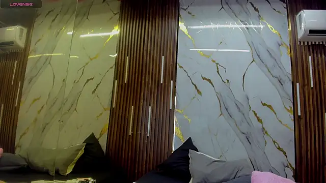 VictoriaDuart online show from November 10, 8:19 pm