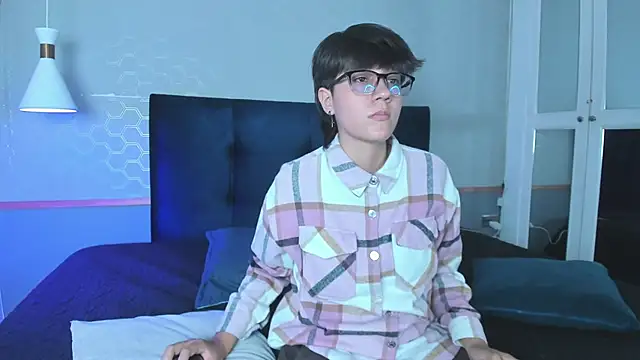 Tsuki Maru online show from September 21, 7:59 pm