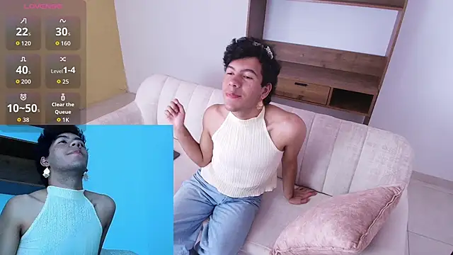 Snapshot of E_R_O_S_ chatting on September 14, 8:19 pm E R O S online show from September 14, 8:19 pm