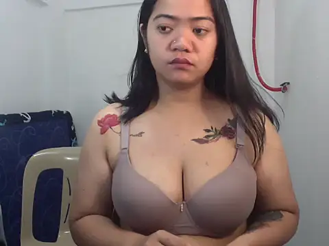 Snapshot of sexylhane chatting on September 10, 2:33 am sexylhane online show from September 10, 2:33 am