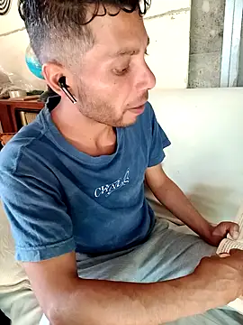 Snapshot of AlphaAlterX chatting on September 15, 9:15 pm AlphaAlterX online show from September 15, 9:15 pm