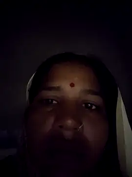 Snapshot of Hot_Seema83 chatting on September 11, 12:11 am Hot Seema83 online show from September 11, 12:11 am
