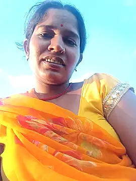 Snapshot of Hot_Seema83 chatting on October 2, 12:01 pm Hot Seema83 online show from October 2, 12:01 pm