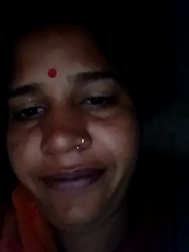 Snapshot of Hot_Seema83 chatting on October 11, 12:21 am Hot Seema83 online show from October 11, 12:21 am