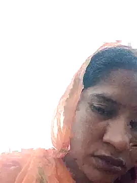Snapshot of Hot_Seema83 chatting on October 21, 12:06 pm Hot Seema83 online show from October 21, 12:06 pm