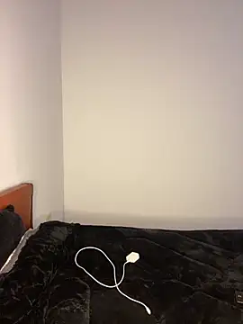 sexybeluxxx online show from December 3, 3:14 am