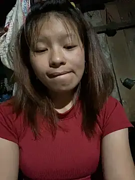 Snapshot of Mai_bb chatting on October 15, 1:22 pm Mai bb online show from October 15, 1:22 pm