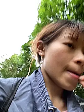 Snapshot of Mai_bb chatting on October 30, 1:07 am Mai bb online show from October 30, 1:07 am