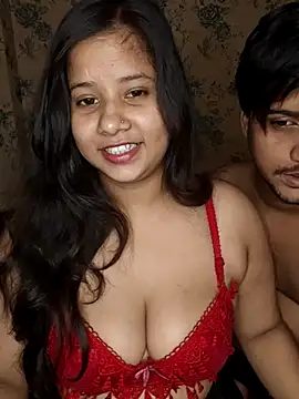 Snapshot of priyaverma00 chatting on May 17, 6:04 pm priyaverma00 online show from May 17, 6:04 pm