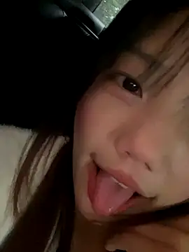 xixi 28 online show from October 11, 2:44 am