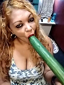 hemilynthomas2467 online show from December 22, 9:39 am