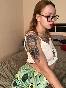 Snapshot of Amore_Mia_ chatting on November 12, 5:08 am Amore Mia online show from November 12, 5:08 am