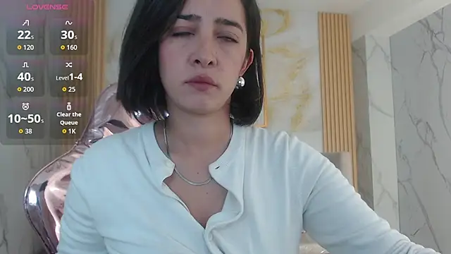 sara lopez s online show from October 22, 1:33 pm