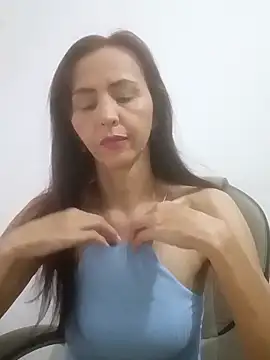 zaira spice online show from April 26, 10:29 pm