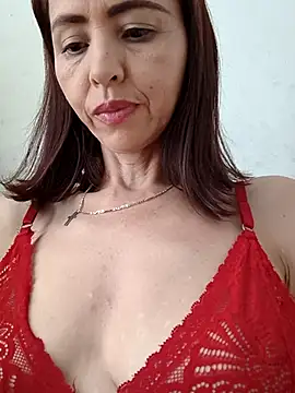 Snapshot of zaira_spice chatting on July 5, 7:43 pm zaira spice online show from July 5, 7:43 pm