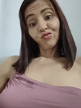 Snapshot of zaira_spice chatting on July 17, 11:20 pm zaira spice online show from July 17, 11:20 pm