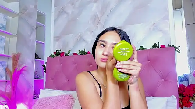 Nicolqueen  online show from October 22, 11:21 am