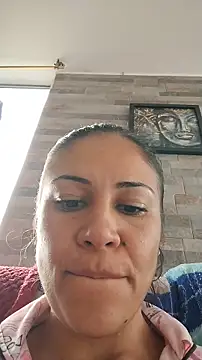 KittyHoleshot87 online show from November 11, 3:45 pm