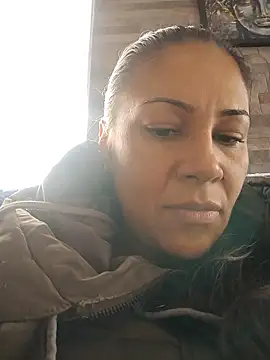 KittyHoleshot87 online show from February 19, 2:46 pm