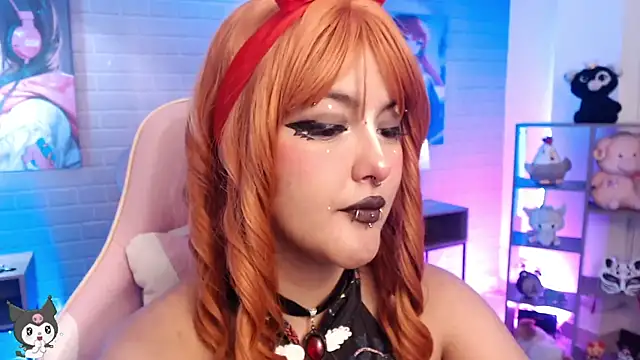 Snapshot of lil_candy77 chatting on May 25, 12:00 pm lil candy77 online show from May 25, 12:00 pm