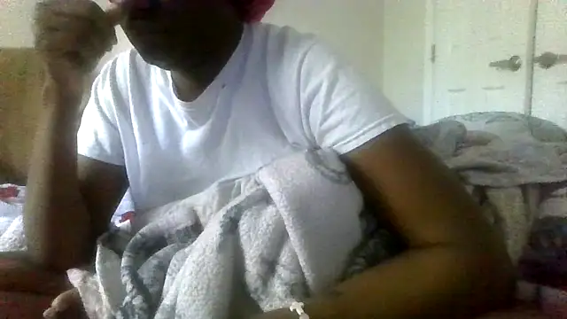 Snapshot of prettymaa chatting on April 30, 6:14 pm prettymaa online show from April 30, 6:14 pm