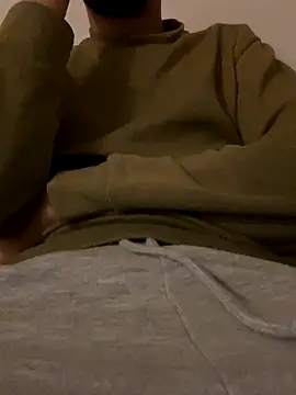 Snapshot of bmwe71 chatting on October 14, 9:26 pm bmwe71 online show from October 14, 9:26 pm