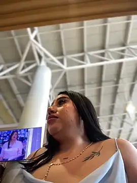 Sophie Dreamss online show from January 17, 7:17 pm