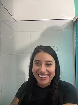 Snapshot of Sophie_Dreamss chatting on June 13, 12:19 am Sophie Dreamss online show from June 13, 12:19 am