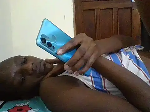 Snapshot of Lusty_Aliyah chatting on September 18, 7:49 pm Lusty Aliyah online show from September 18, 7:49 pm